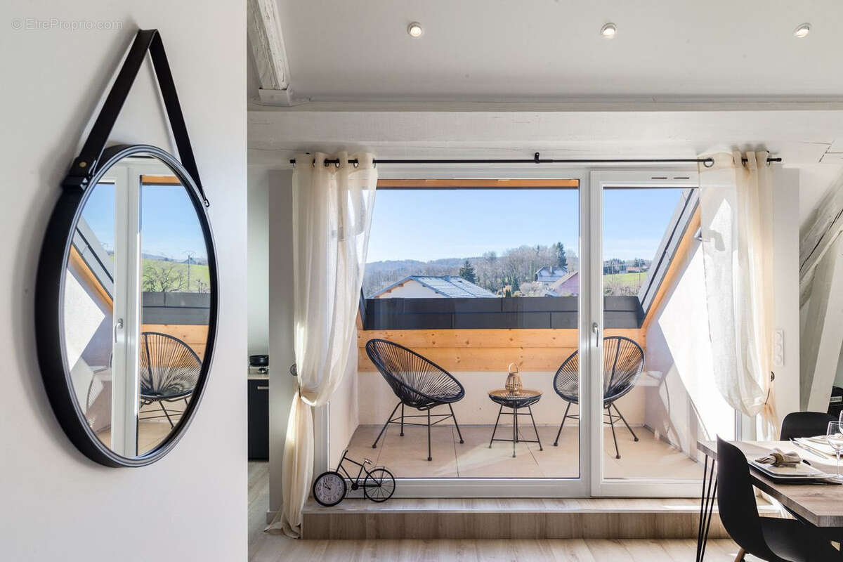 Appartement à GROISY