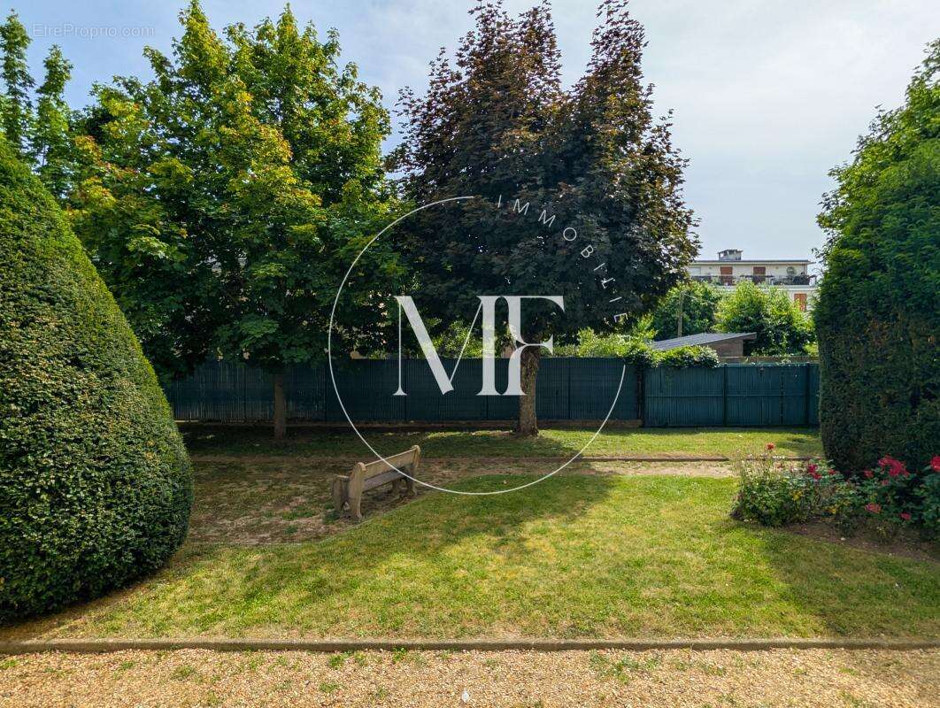 Appartement à RUEIL-MALMAISON