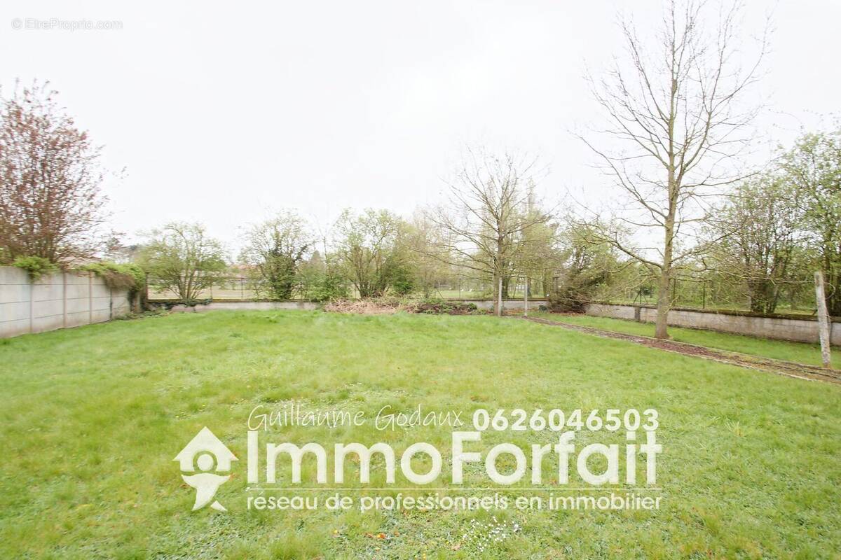 Terrain à PHALEMPIN