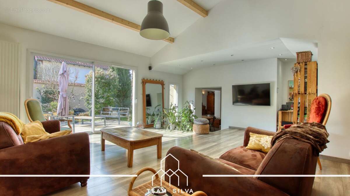 Maison à MIONS