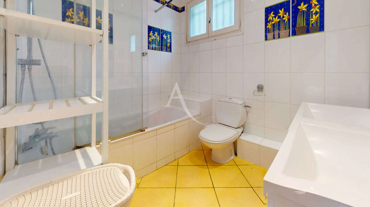 Maison à VILLENEUVE-LE-ROI