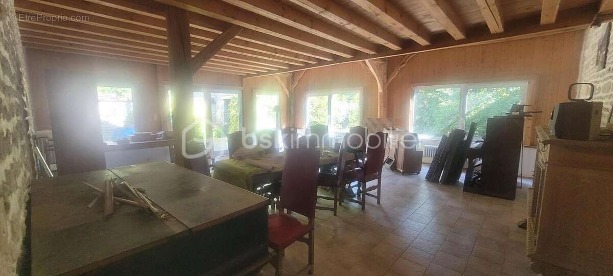 Maison en Pierre 175 m² / 6 Piéces  / 3 Chambres - photo 8