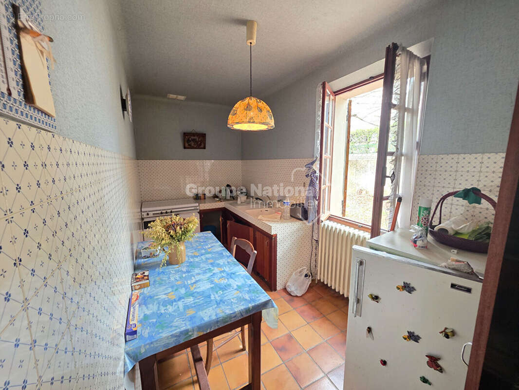 Maison à GREOUX-LES-BAINS