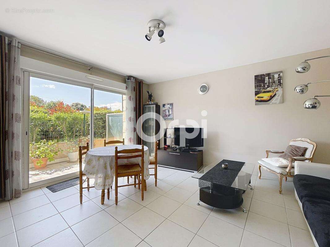 Appartement à CAGNES-SUR-MER