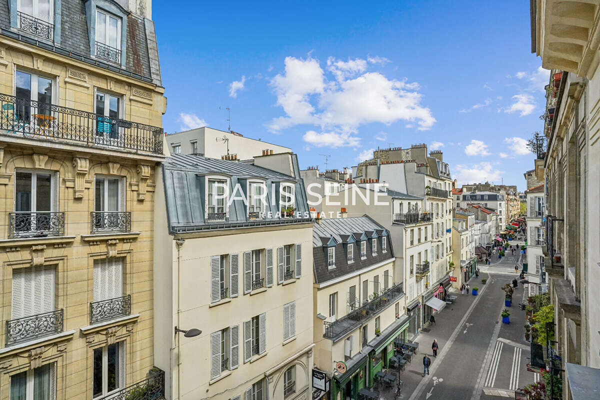 Appartement à PARIS-14E