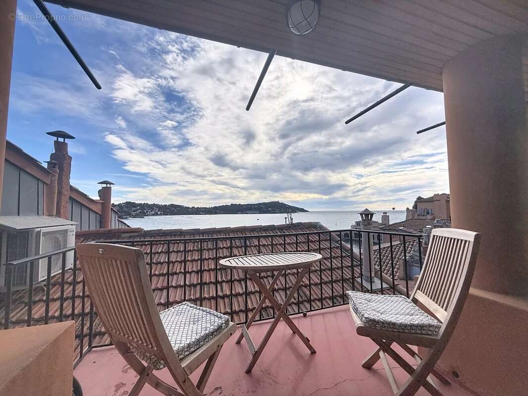 Appartement à VILLEFRANCHE-SUR-MER
