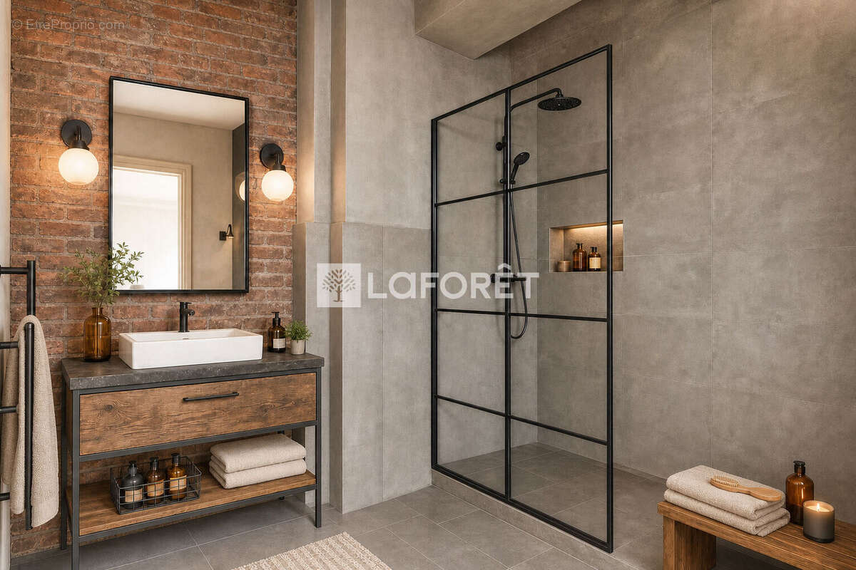 Paris 15e - George Brassens  Appartement de 75 m² au fort potentiel, esprit loft industriel - photo 4