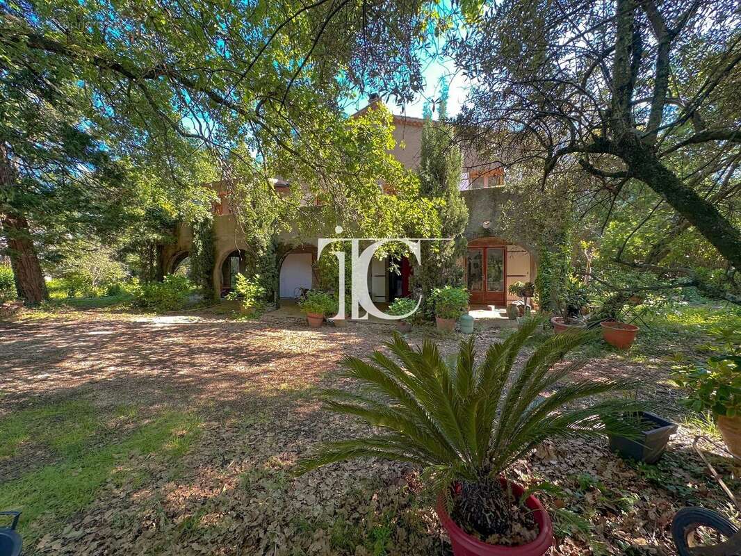 Maison à SAINT-AMBROIX