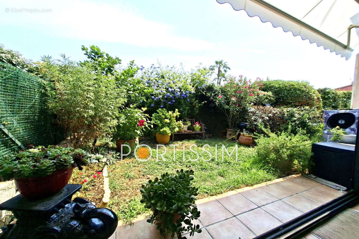 Appartement 60 m² à Cagnes-Sur-Mer  - photo 8