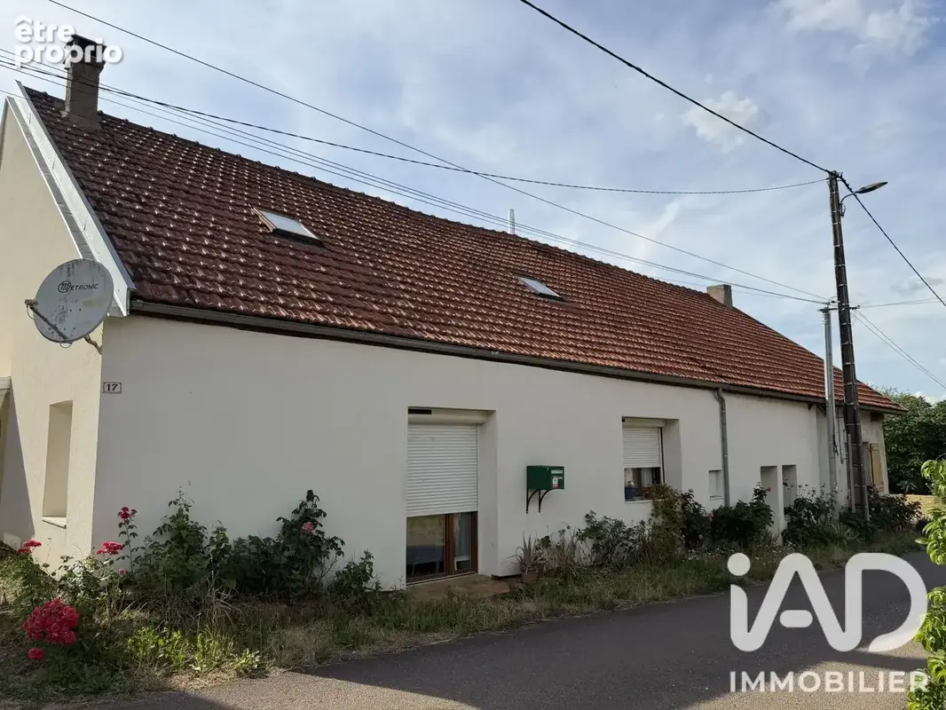 Photo 1 - Maison à CHAILLY-SUR-ARMANCON