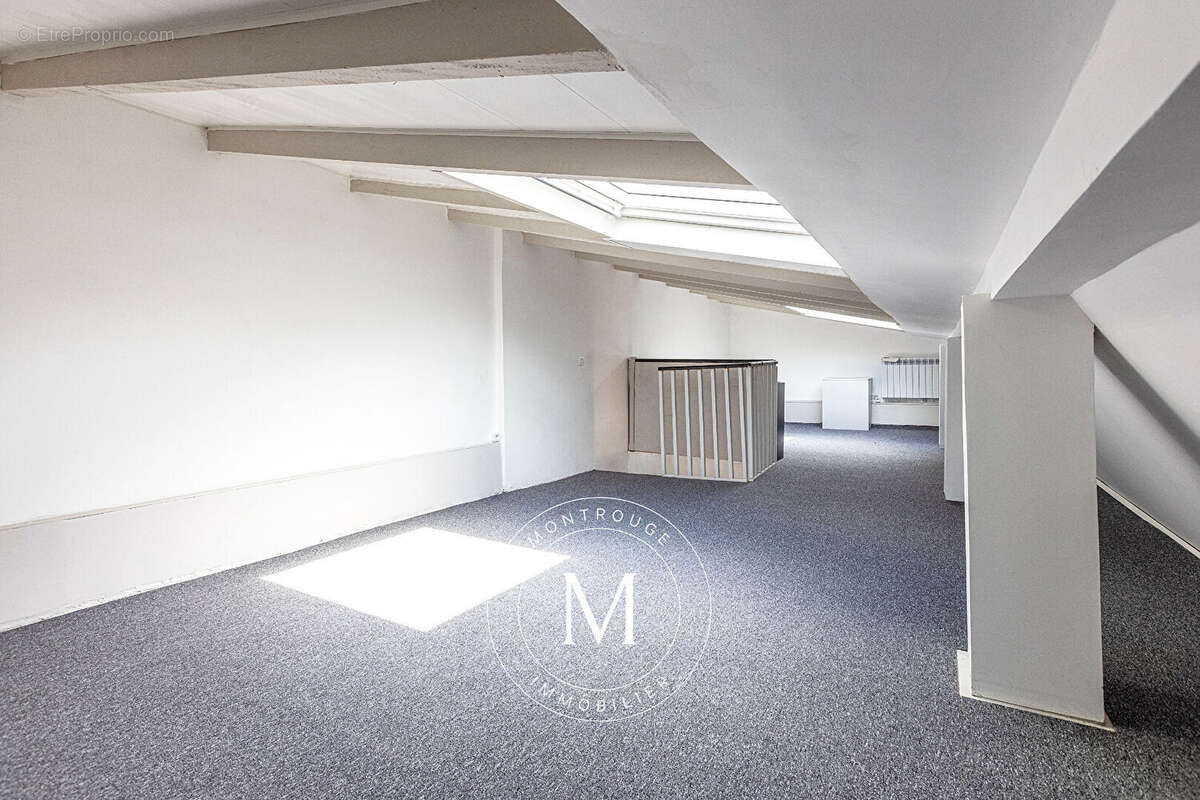 Maison à MONTROUGE