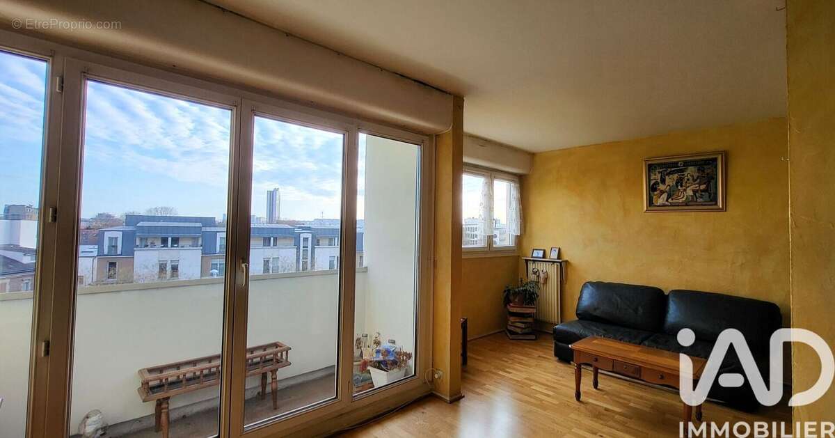 Photo 6 - Appartement à GENNEVILLIERS