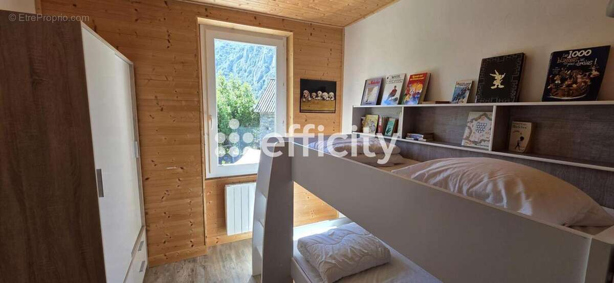 Maison 167 m² à Geu  - photo 11
