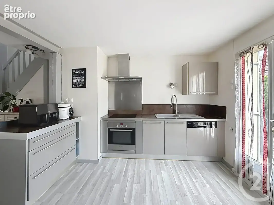 Maison 6 pièces 116 m² à vendre à Chartres (28000) - photo 3