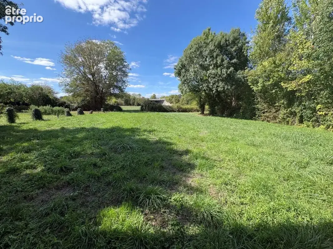 Maison 841 m² à vendre à Frontenay-Rohan-Rohan (79270) - photo 2