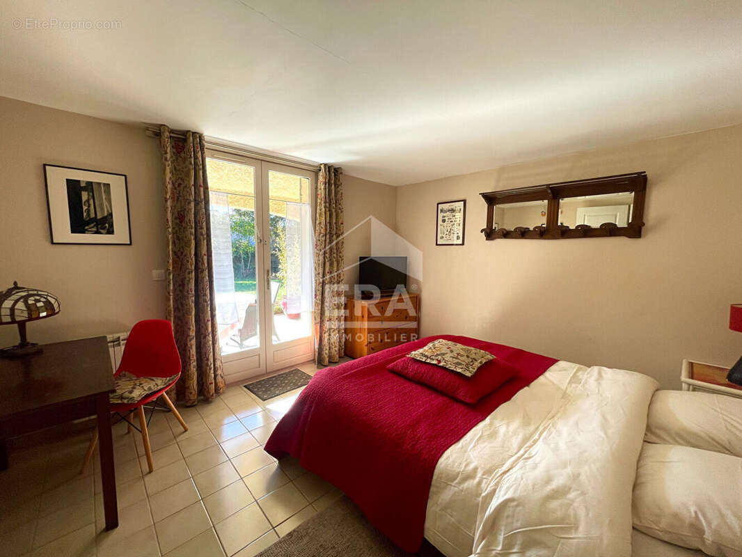 Maison à PERNES-LES-FONTAINES