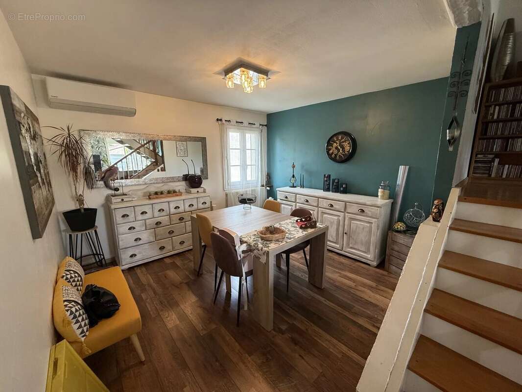 Maison à MONTELIMAR