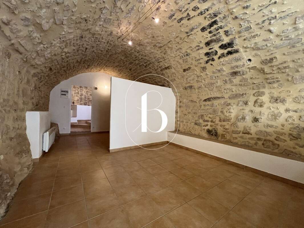 Appartement à VAGNAS