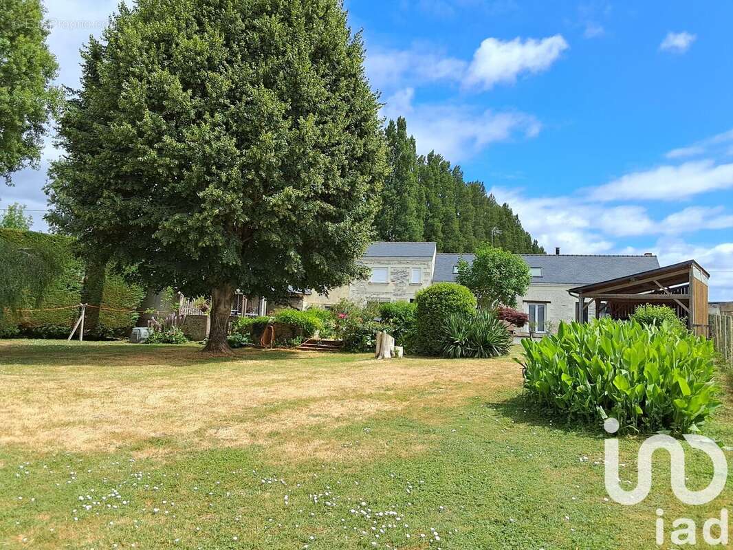 Photo 2 - Maison à CHAUMONT-D'ANJOU