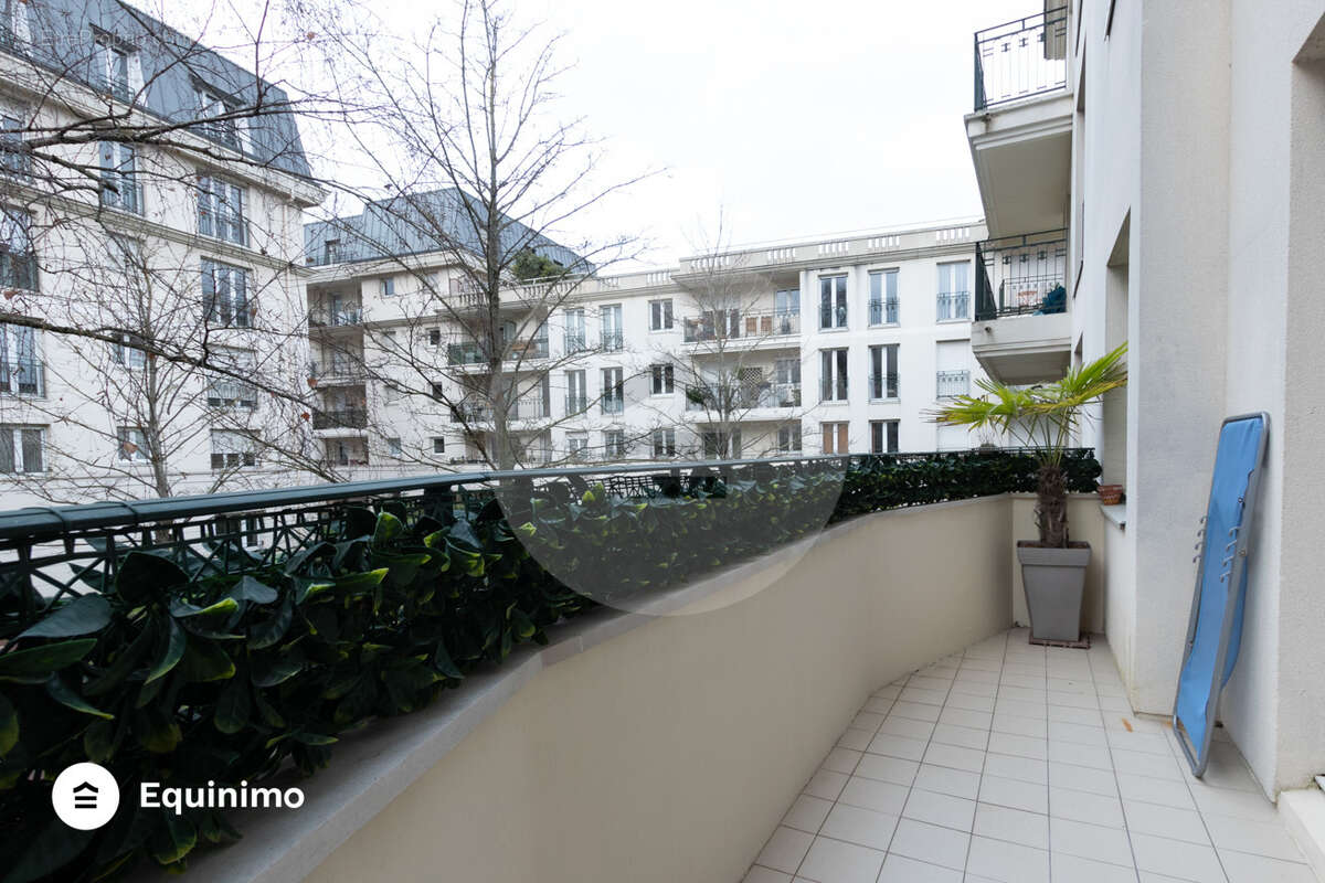 Appartement à MONTROUGE