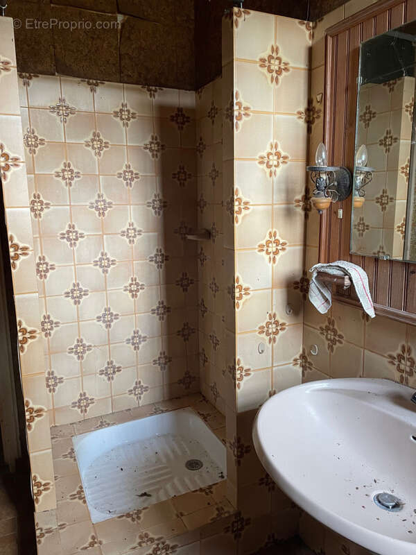 Maison à LA CHAPELLE-MOUTILS