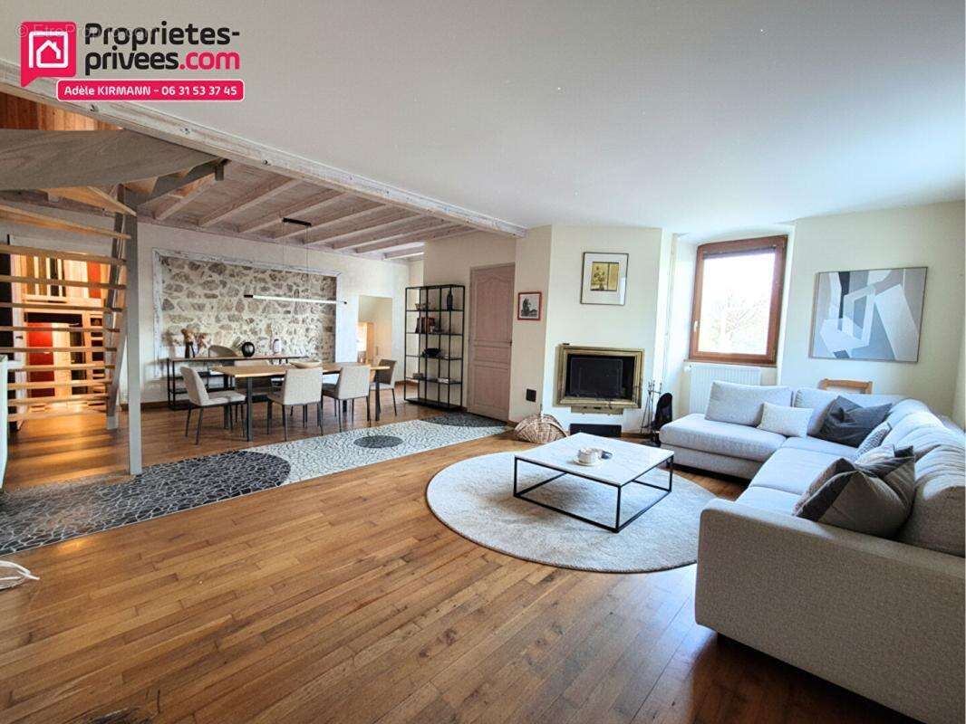 Maison à BELLEGARDE-SUR-VALSERINE