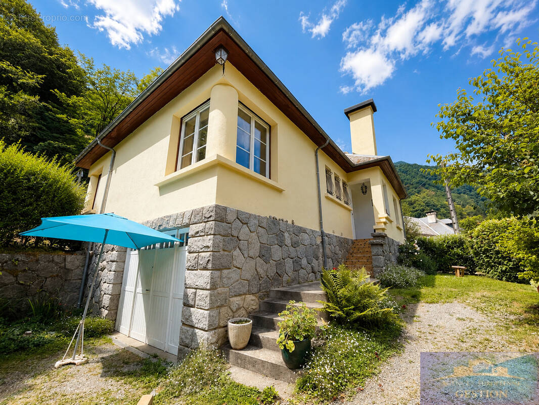 Maison à SALIGOS