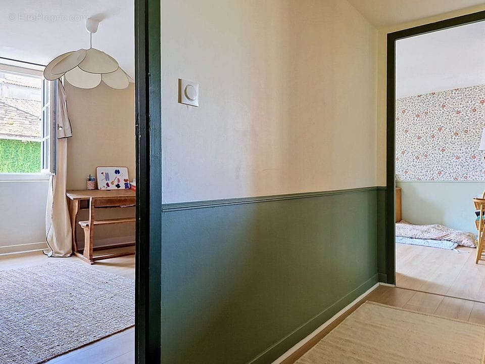 Maison en pierre rénovée avec annexe et bel extérieur, cœur de village - 33790 Pellegrue - photo 9