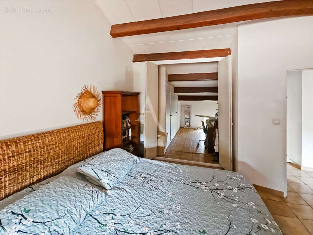 Villa appartement LE PRADET   5 pièce(s)   115 m2 - photo 11