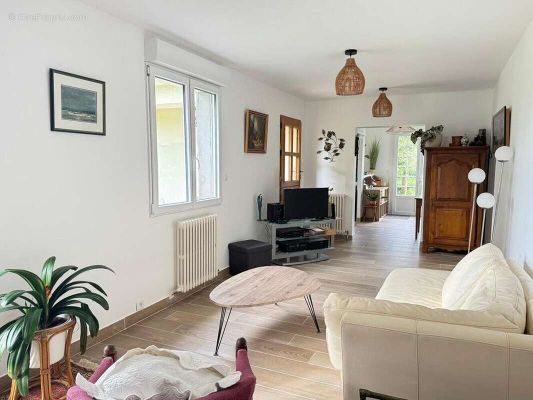 Photo 2 - Maison à CADEN