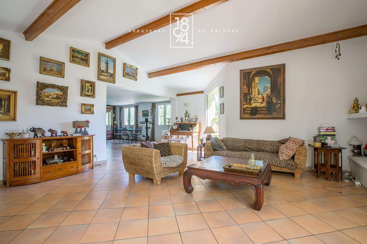 Maison à MARSEILLE-9E