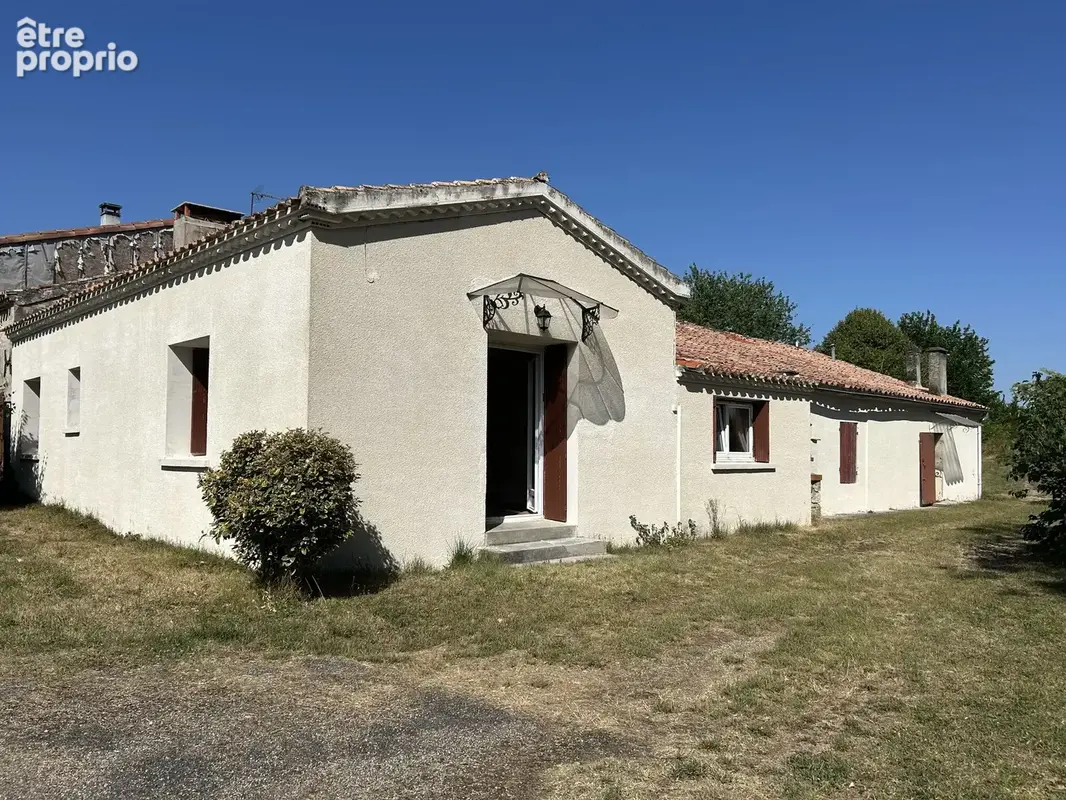 Photo Maison à Pompiey au prix de 135 000€