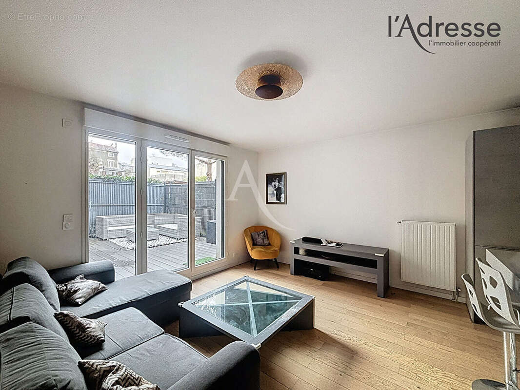 Appartement à SURESNES