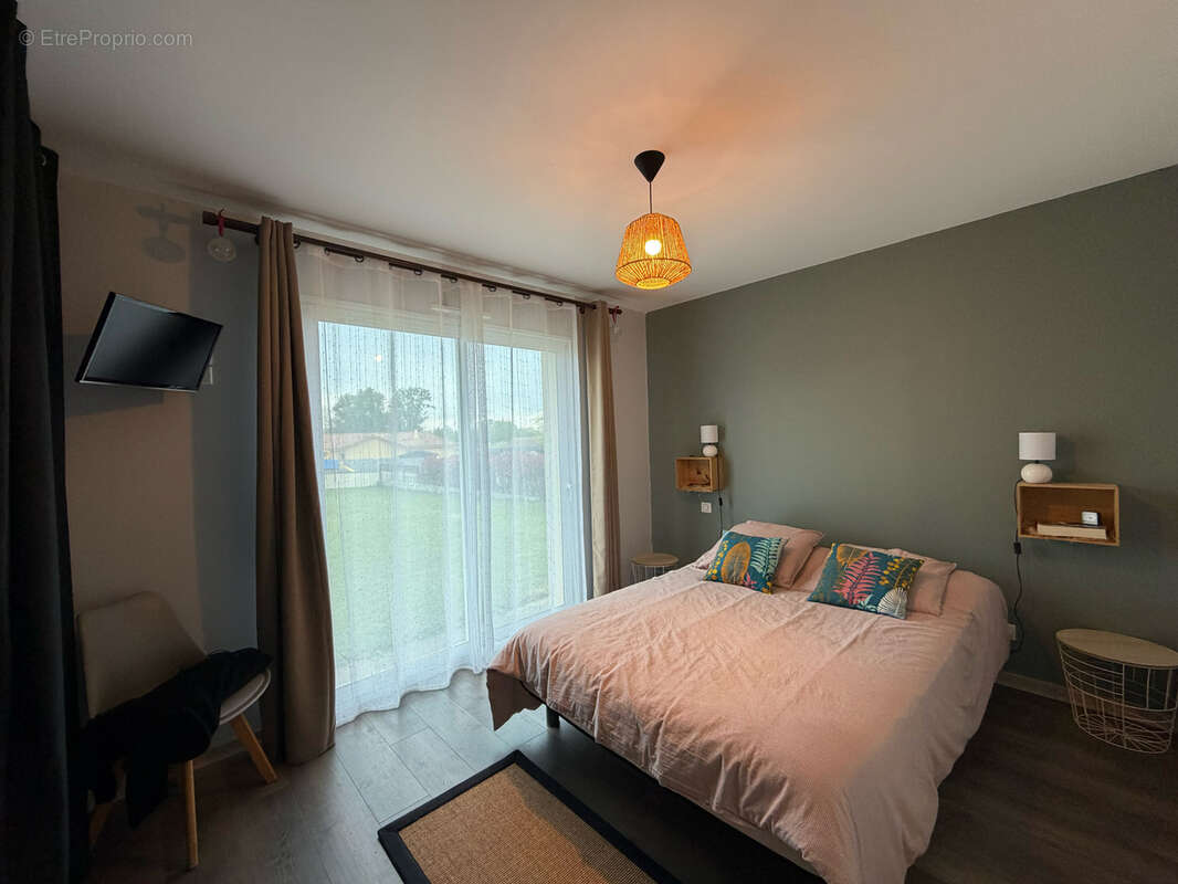 Maison à SAINTE-MARIE-DE-GOSSE