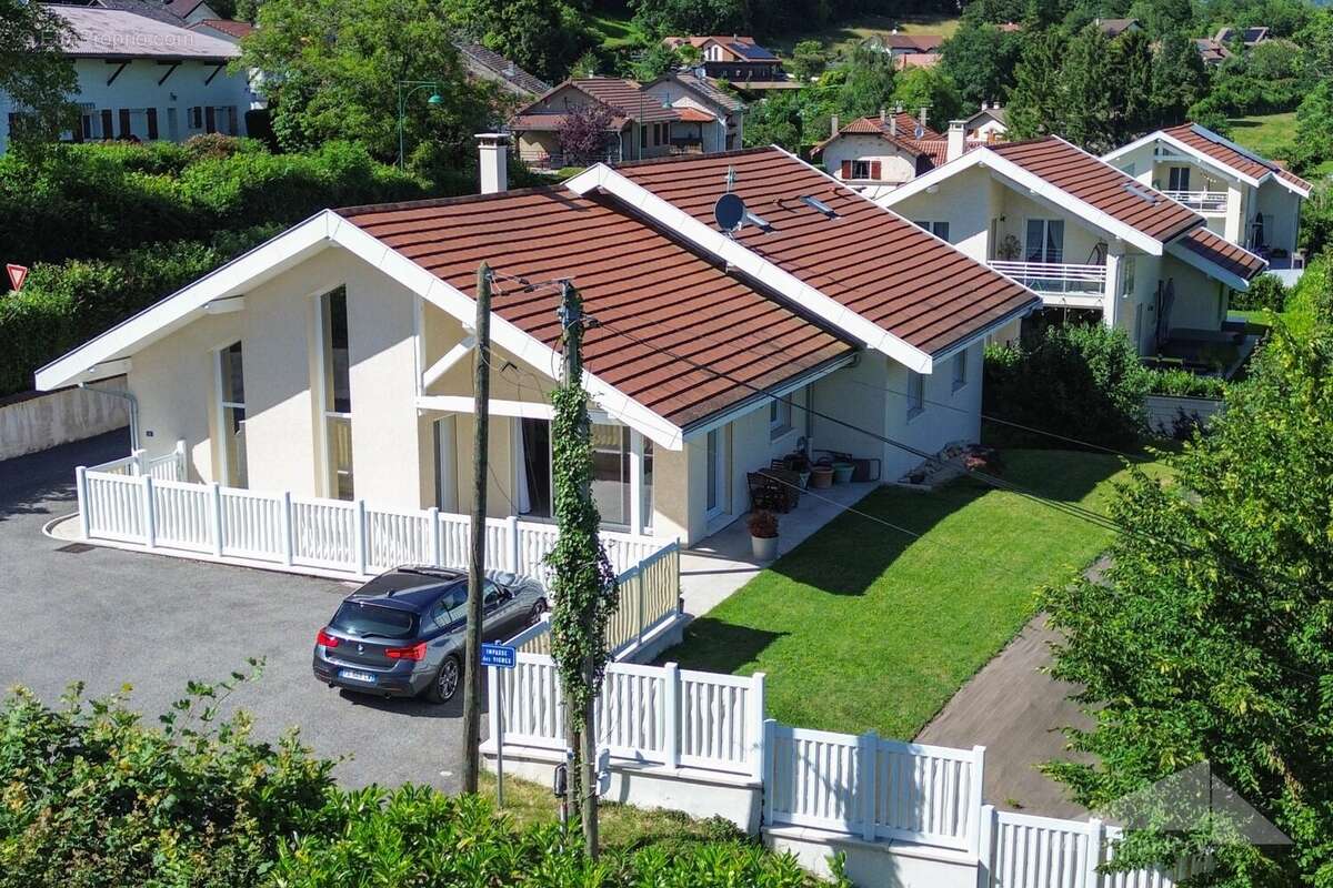 Maison à ECHENEVEX