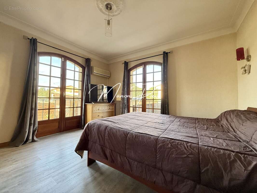 Maison à SAINT-ESTEVE