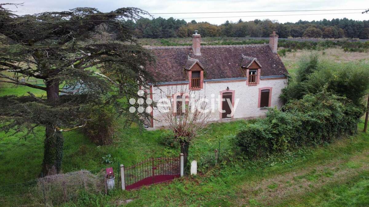 Maison à GY-EN-SOLOGNE