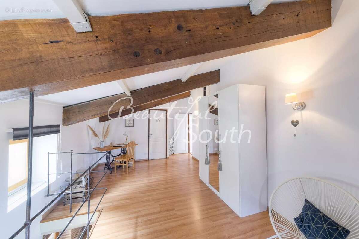 Maison à MONTESQUIEU-DES-ALBERES