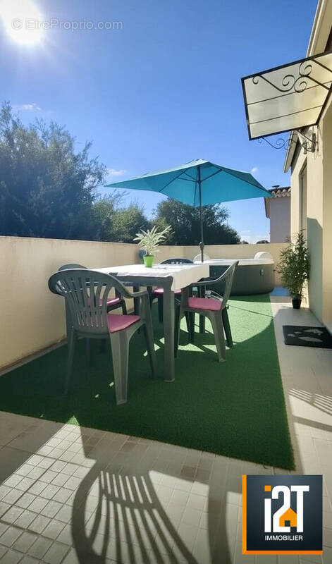 Maison à LA CALMETTE