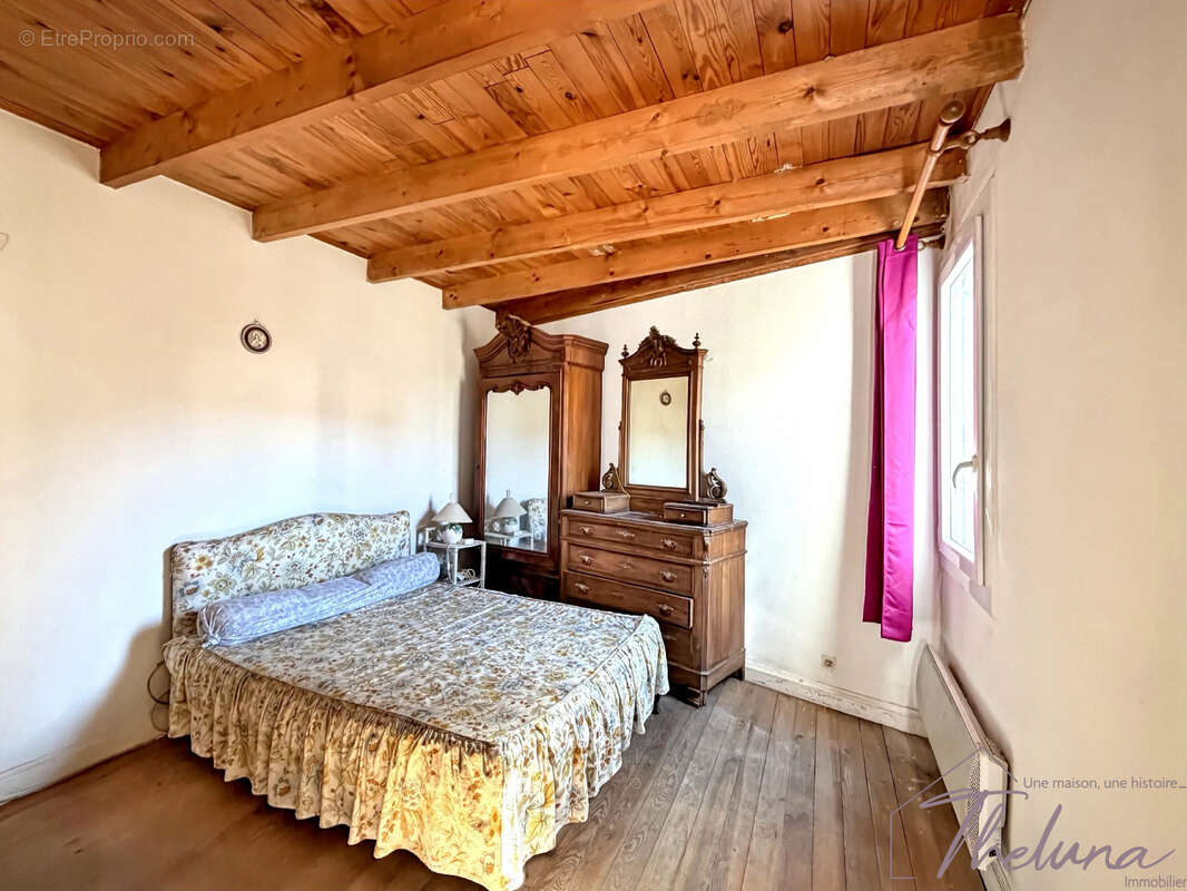 Maison à COMPS
