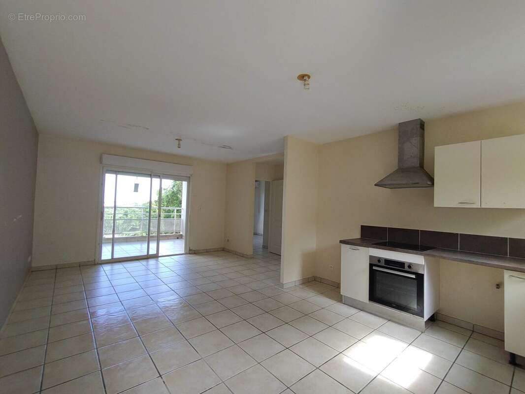 Appartement à LE ROBERT