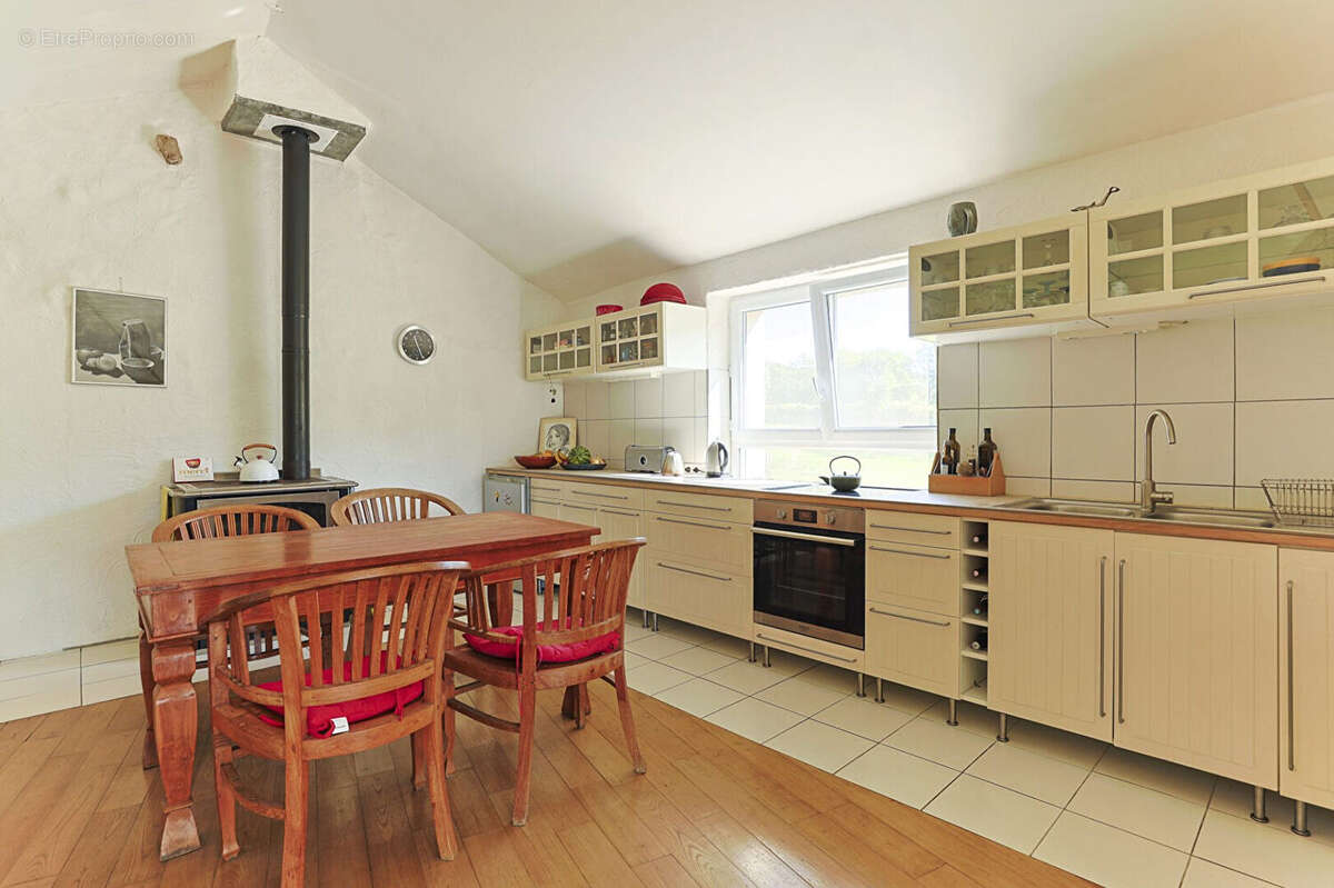 Maison à ROQUEREDONDE