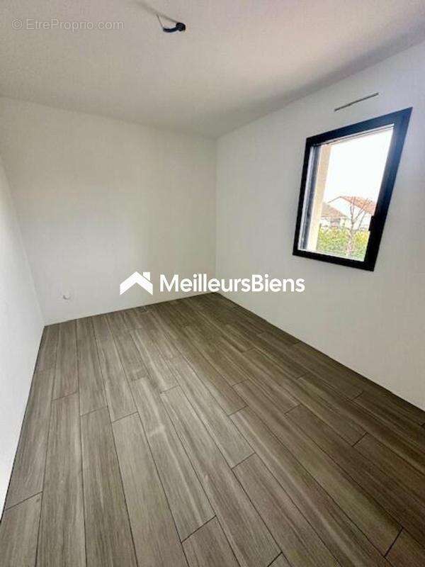 Maison à BOUGUENAIS