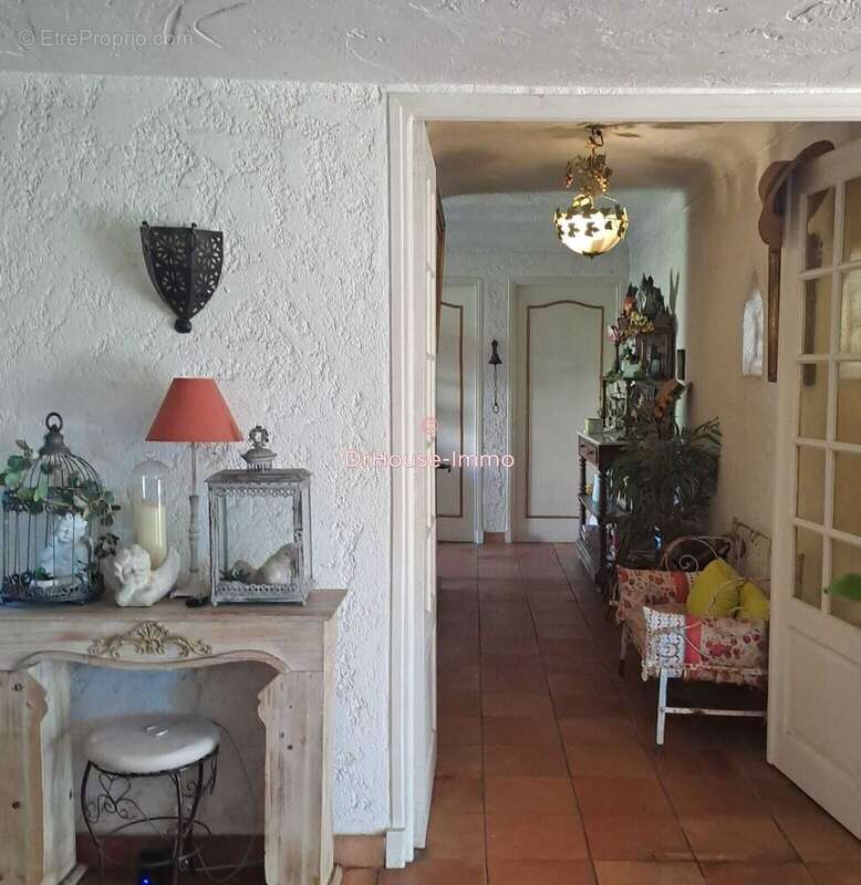 Maison à MOUANS-SARTOUX