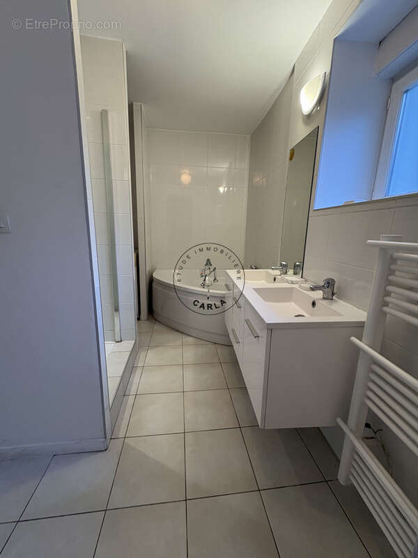Appartement à OULLINS
