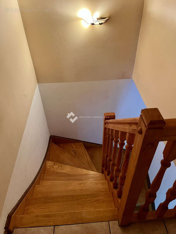 Maison 148 m² à Saint-Leger-En-Yvelines  - photo 6