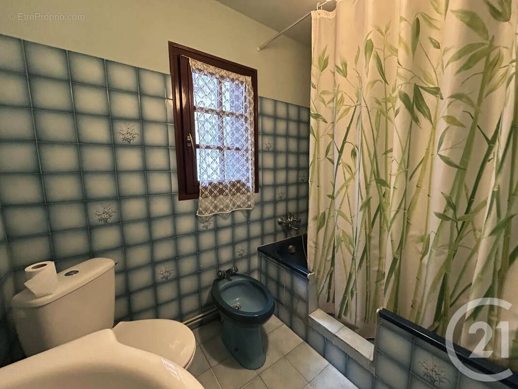 Maison à FONTAINEBLEAU