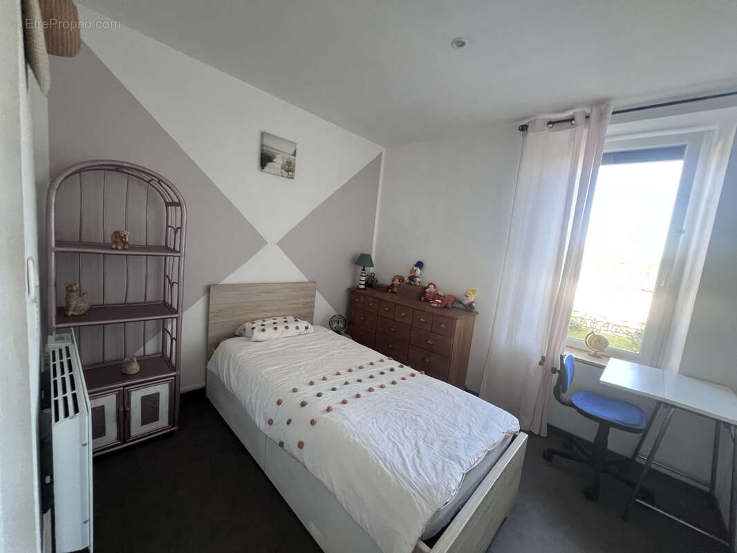 Maison à YGOS-SAINT-SATURNIN