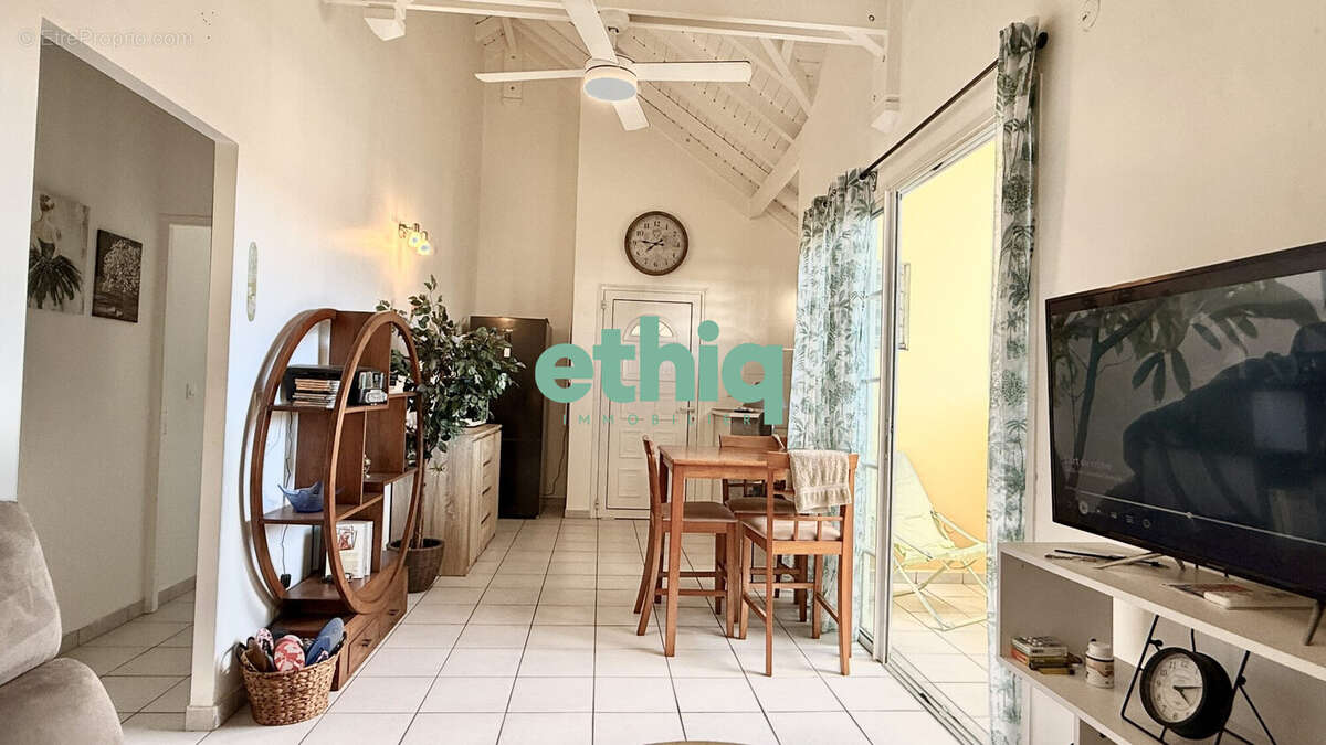 Appartement à SAINT-FRANCOIS