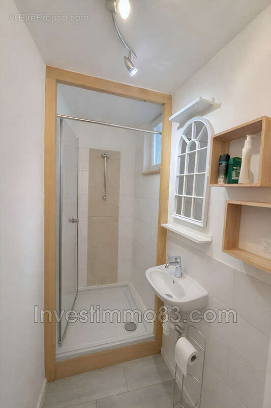 Appartement 32 m² à Barjols  - photo 6